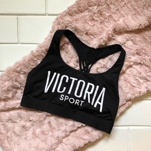 Victoria Sport sports bra